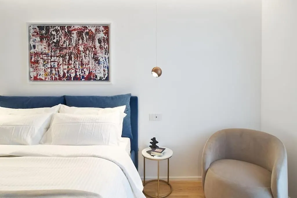 Apartment Moonlight Suite - Near Brera And Arco Della Pace Milan