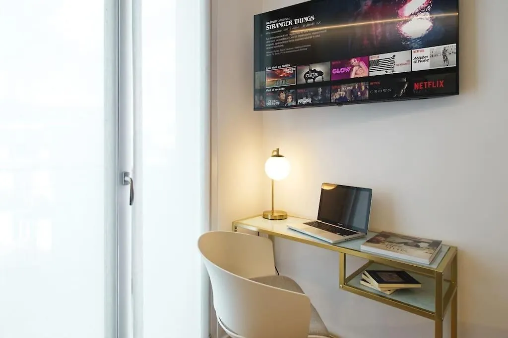 Moonlight Suite - Near Brera And Arco Della Pace Milan Apartment