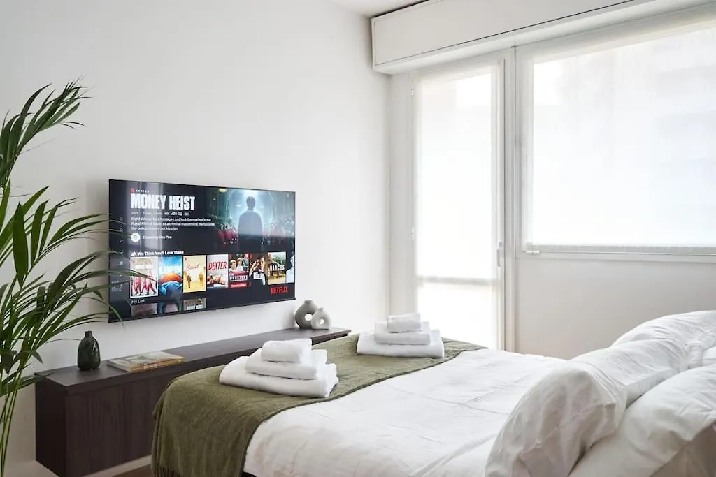 Moonlight Suite - Near Brera And Arco Della Pace Milan Italy